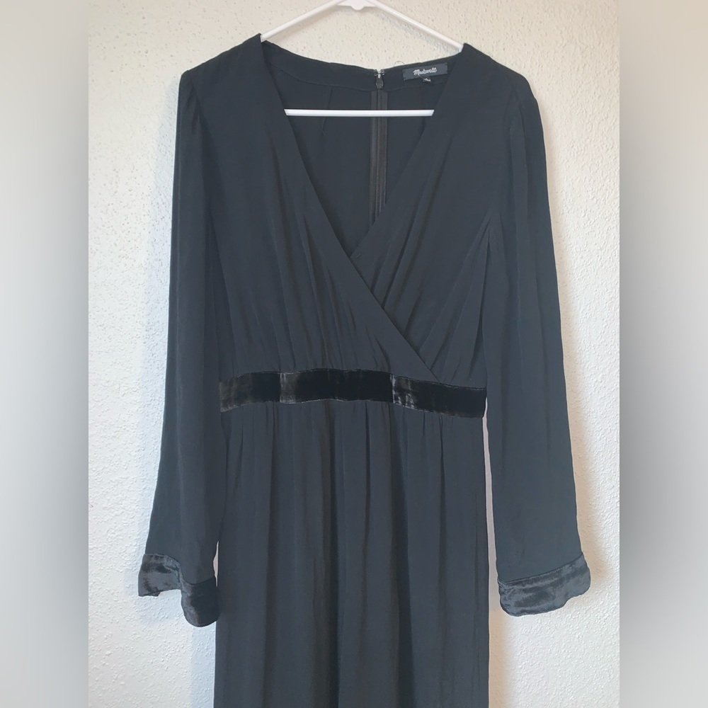 Madewell Black Velvet-Trimmed Jumpsuit Size 6 - Picture 5 of 12